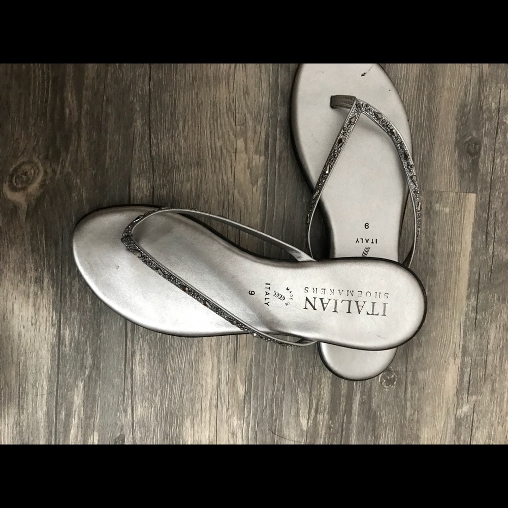 Italian Shoemaker flip flops!